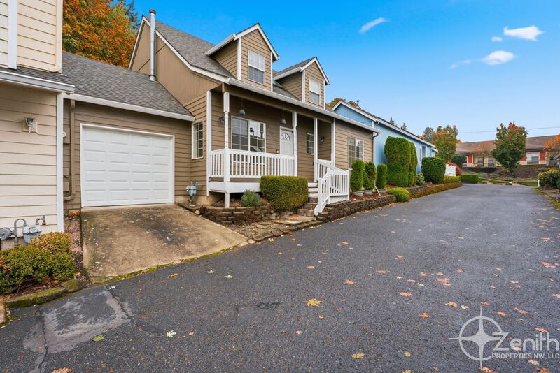 Camas House: 419 NE 7th Ave.