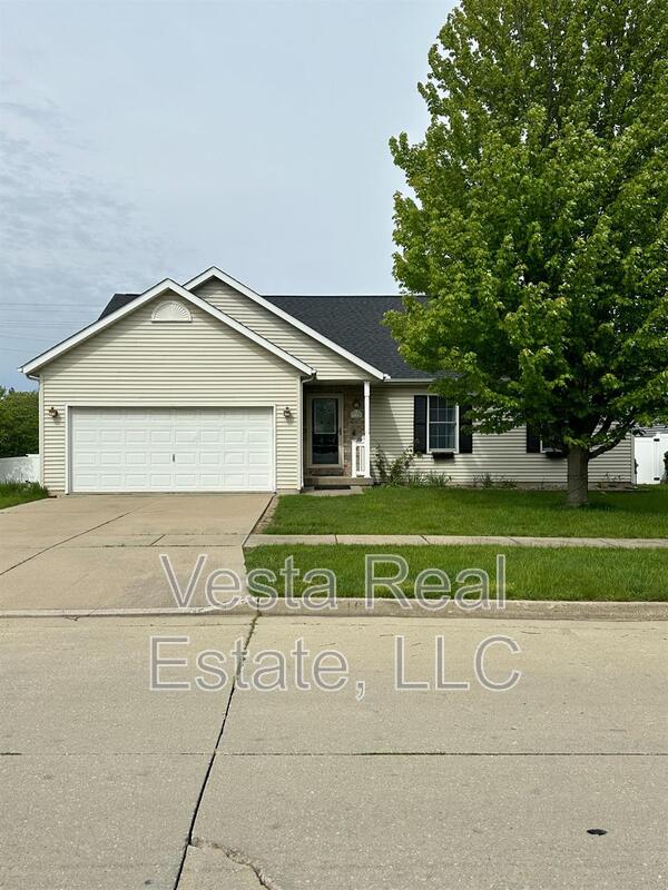 Bloomington House: 3102 Auburn Road