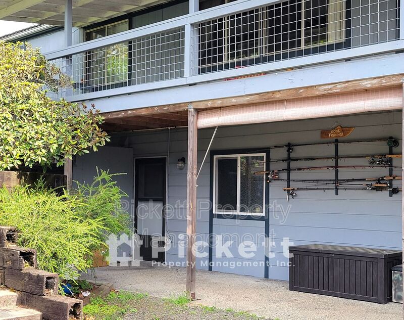 Poulsbo Condo: 12880 Lake Shore Dr. NW