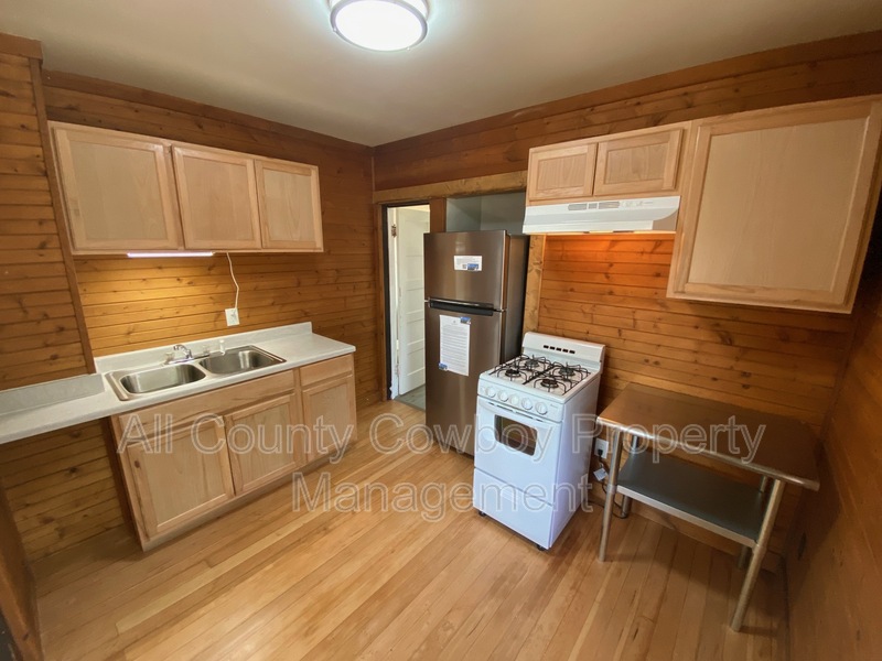 Laramie Condo: 950 N. 11th St.