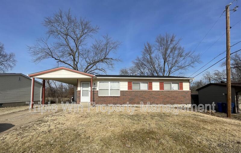 Florissant House: 1225 Carla Dr