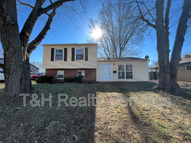 Indianapolis House: 8513 East 37th Place