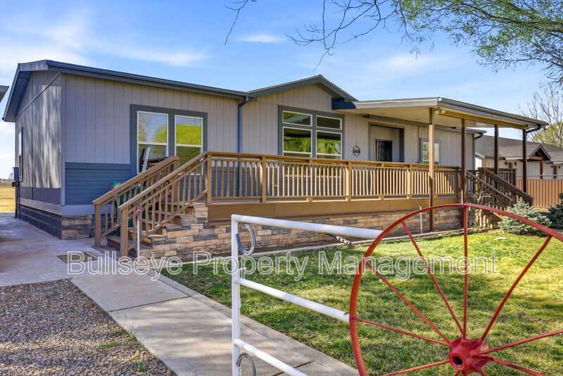 Snowflake House: 313 E. 1/2 N.