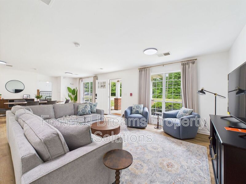 Winston-Salem House: 355 Ransom Rd