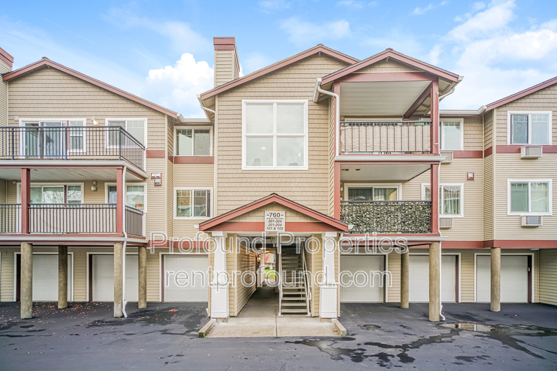 Beaverton Condo: 760 NW 185th Avenue #302
