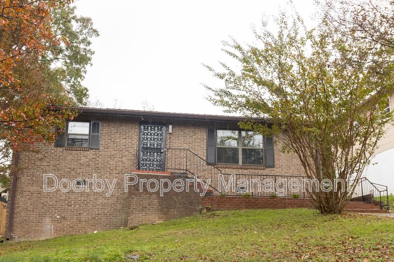 Chattanooga House: 908 Wheeler Ave