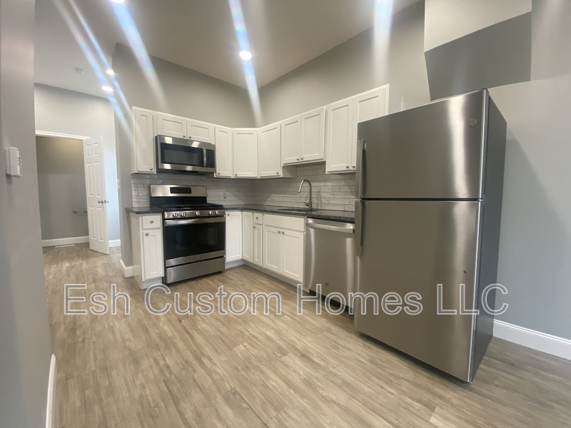 Lancaster Condo: 1 Hoffman Terrace - 5