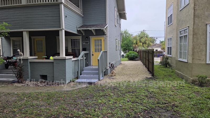 Main image for 835 S. Missouri Ave.