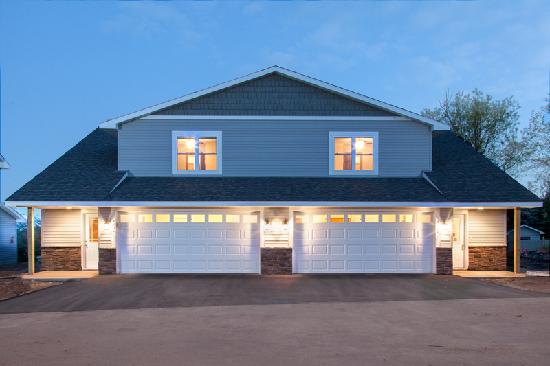 hudson Townhome: 766 magoo Road