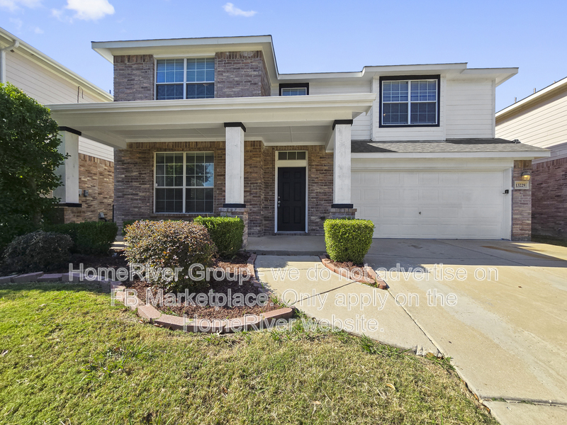 Fort Worth House: 13229 Padre Ave
