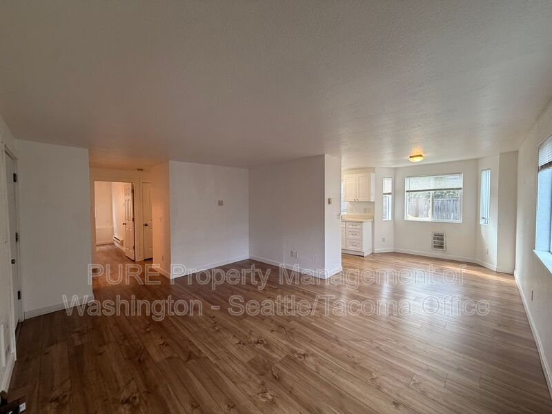 Tacoma Condo: 1706 E 56th St