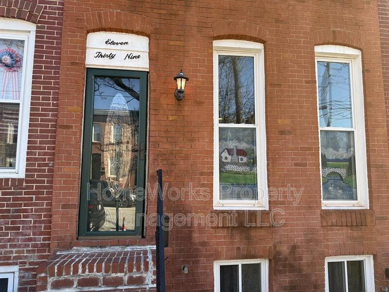 Baltimore Townhome: 1139 Hull St