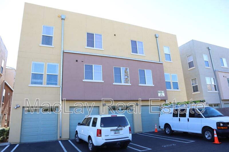 Phoenix House: 706 E. Washington St.