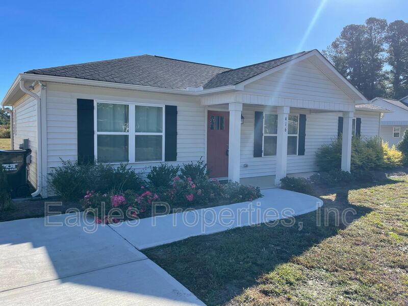 Warsaw House: 416 Wade St