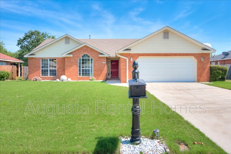 Request a Viewing for 141 Summerfield Circle Tenant Turner