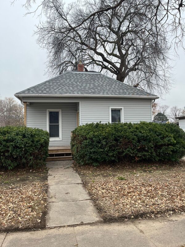 Request a Viewing for 6547 Morrill Avenue Tenant Turner