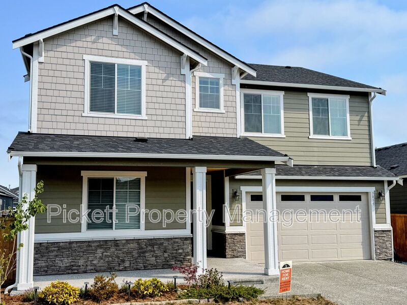 Port Orchard House: 3835 SW Alava Ct