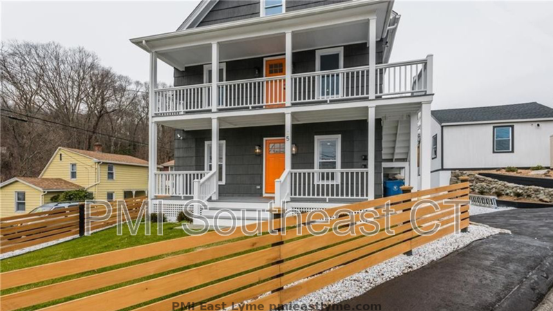 Norwich Condo: 5 Hunters Rd