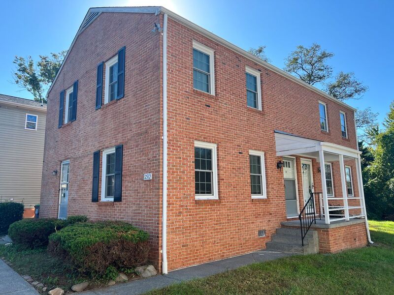 Charlottesville Condo: 2512 Plateau Road