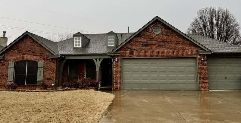 Owasso House: 7519 North 133rd East Avenue