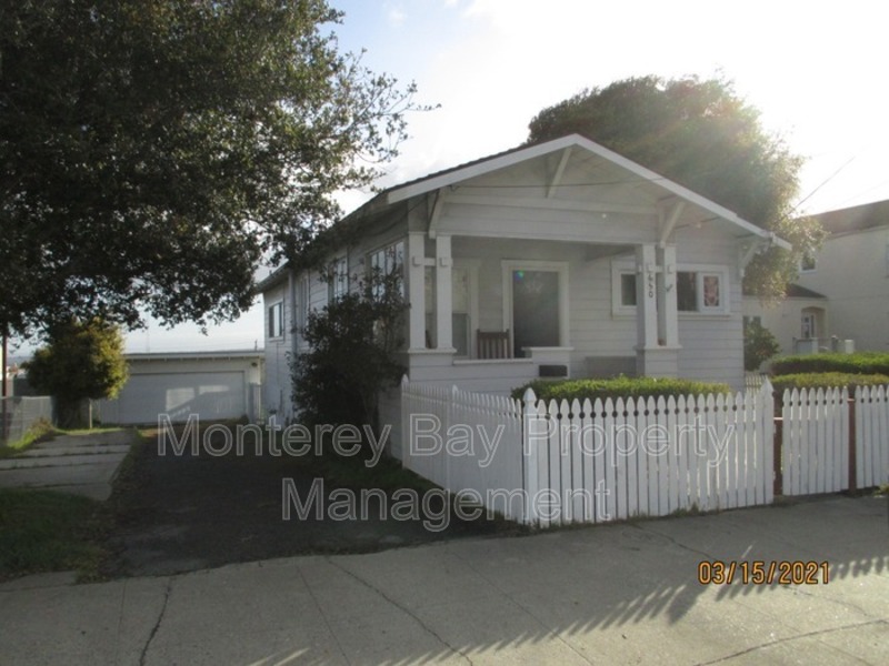 Monterey House: 650 Hawthorne Street