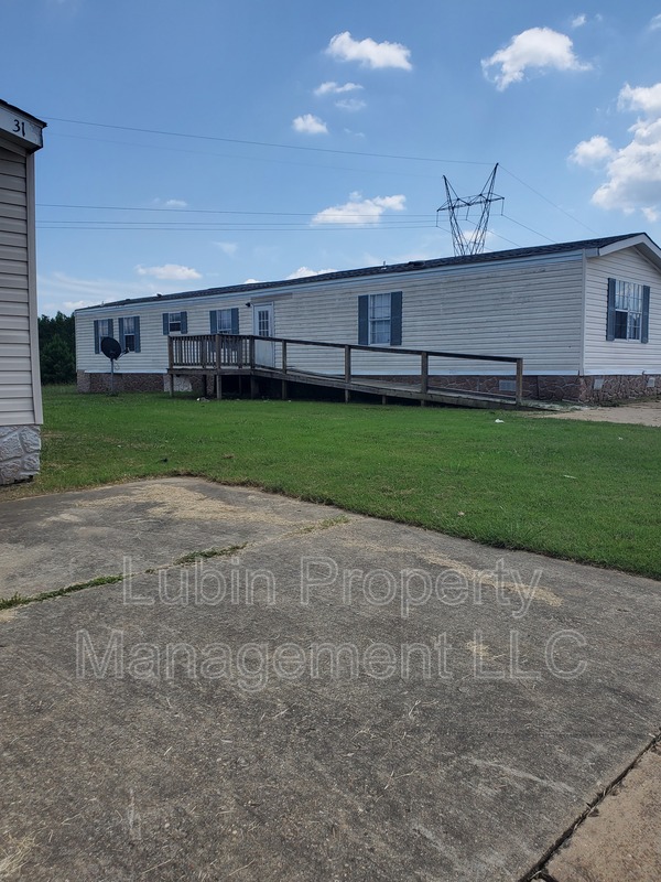 Byhalia House: 35 Virginia Ave