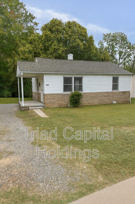 Winston Salem House: 2624 Ludwig Street