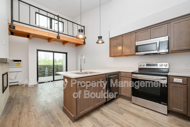 Main image for 2301 Pearl Street 10
