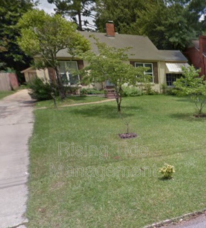 Montgomery House: 30 Arden Rd