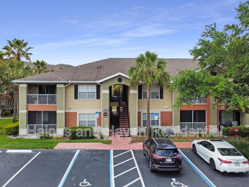 Oviedo Condo: 1930 Summer Club Cir