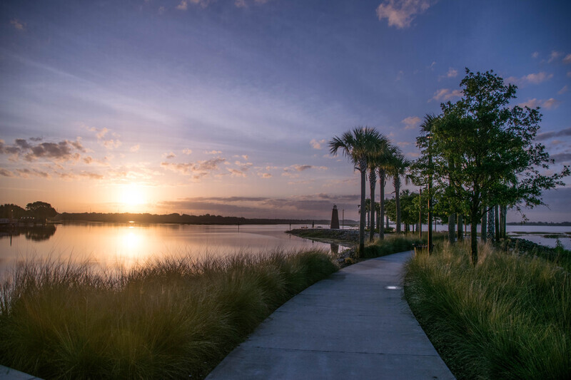 Kissimmee Condo: 317 E Monument Ave
