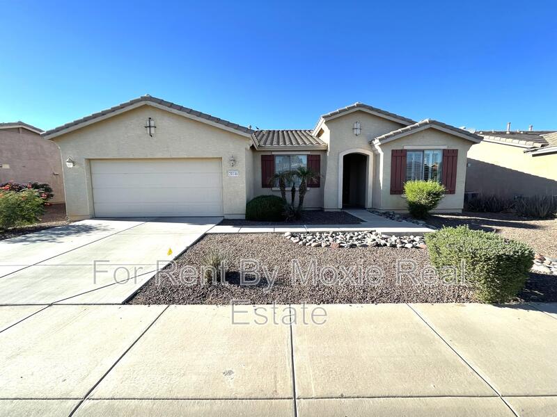 Maricopa House: 20146 North Leo Lane