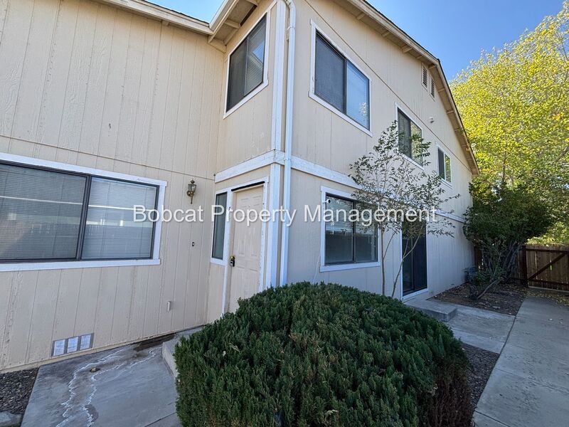 Dayton Condo: 136 Dayton Village Parkway