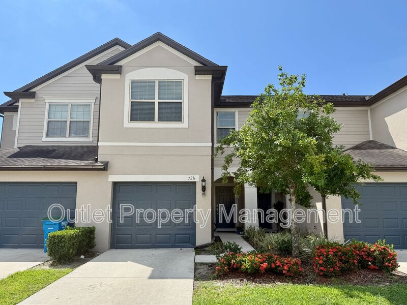 Orlando Townhome: 726 Artisan Street