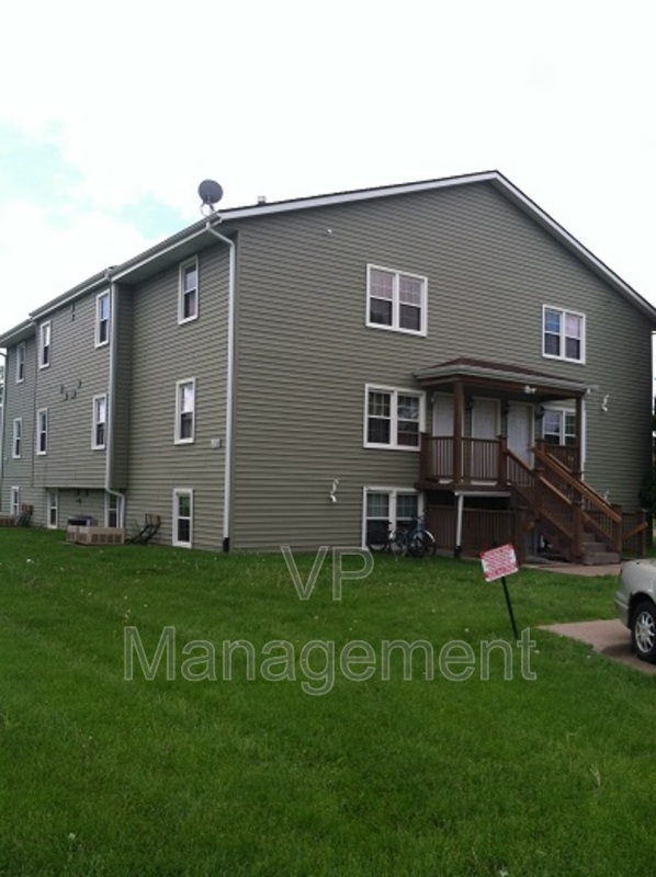 Davenport Condo: 2218 Emerald Dr