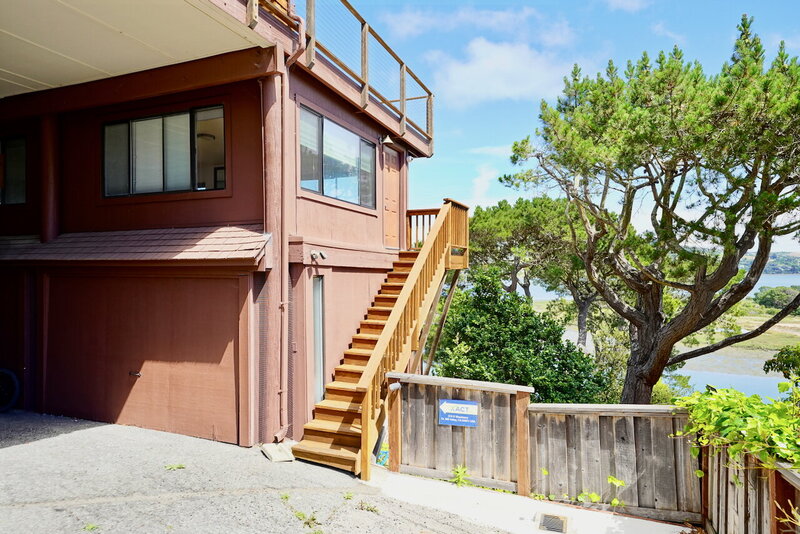 Mill Valley House: 315 E Strawberry Drive Unit A