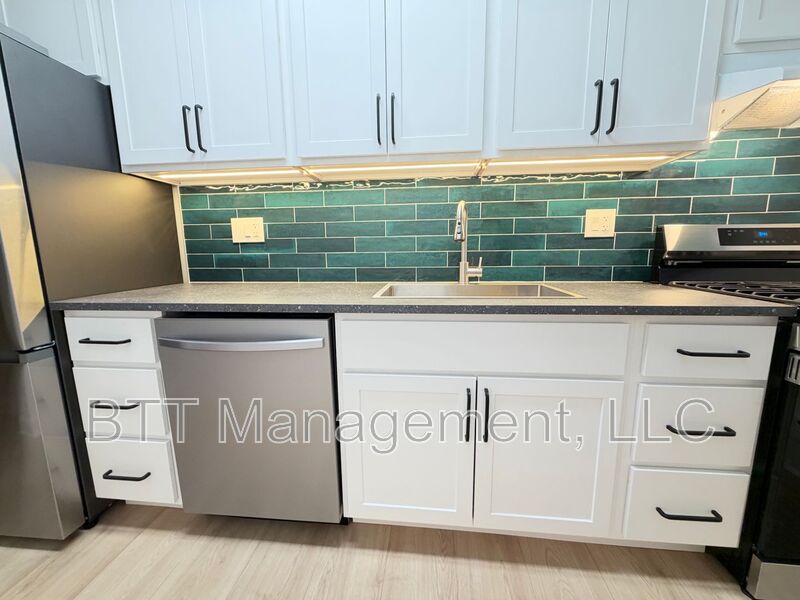 Silver Spring Condo: 8807 Plymouth St - 1