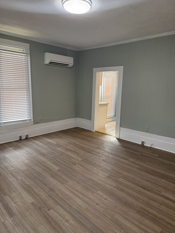 Somerset Condo: 702 West Columbia Street - 2