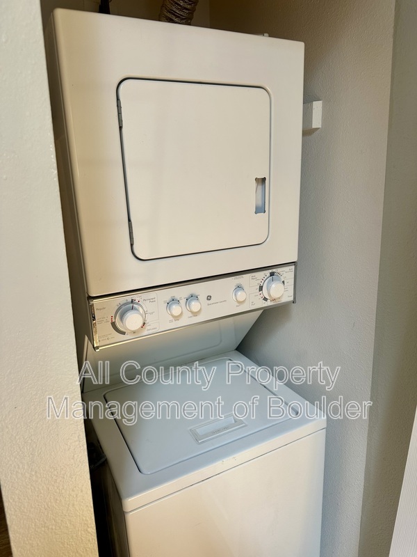 Main Rental Photo 12