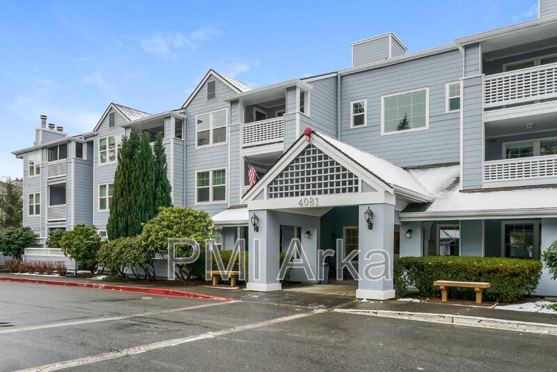 Issaquah Condo: 4081 224th Ln SE