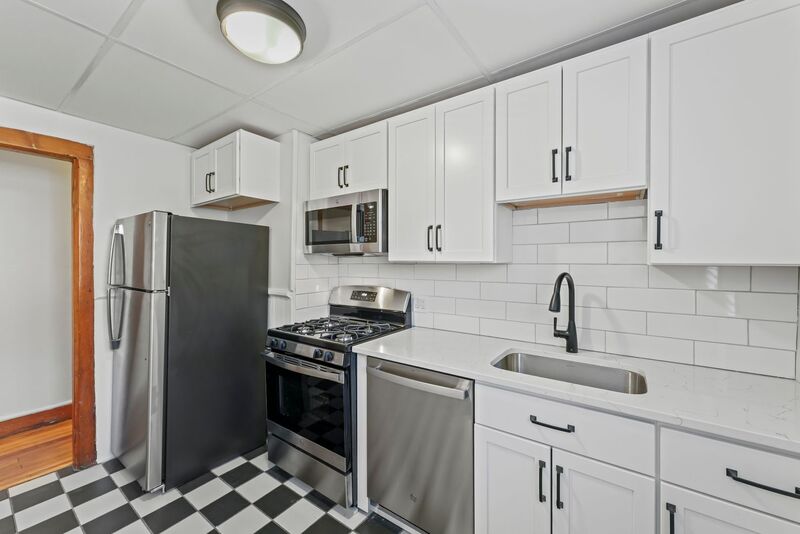 Saratoga Springs Condo: 33 Franklin St