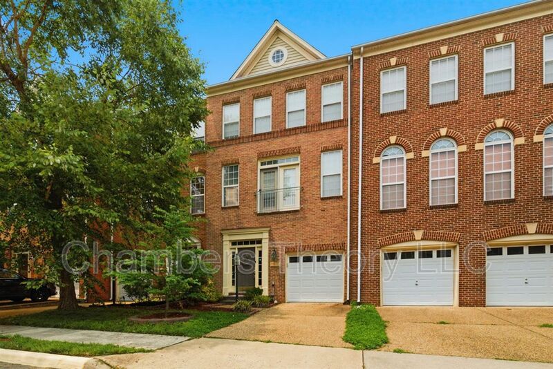 Herndon House: 13612 Red Squirrel Way