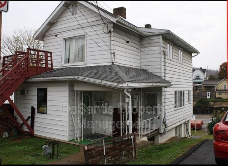 California Condo: 670 Park Street