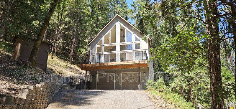 Placerville House: 1932 Tecolote Drive