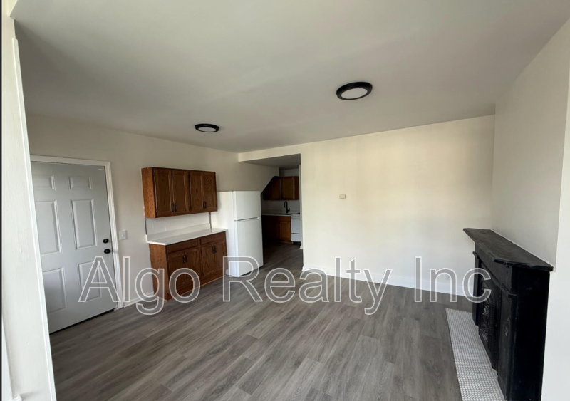Saint Paul Condo: 359 Maria Avenue - 1