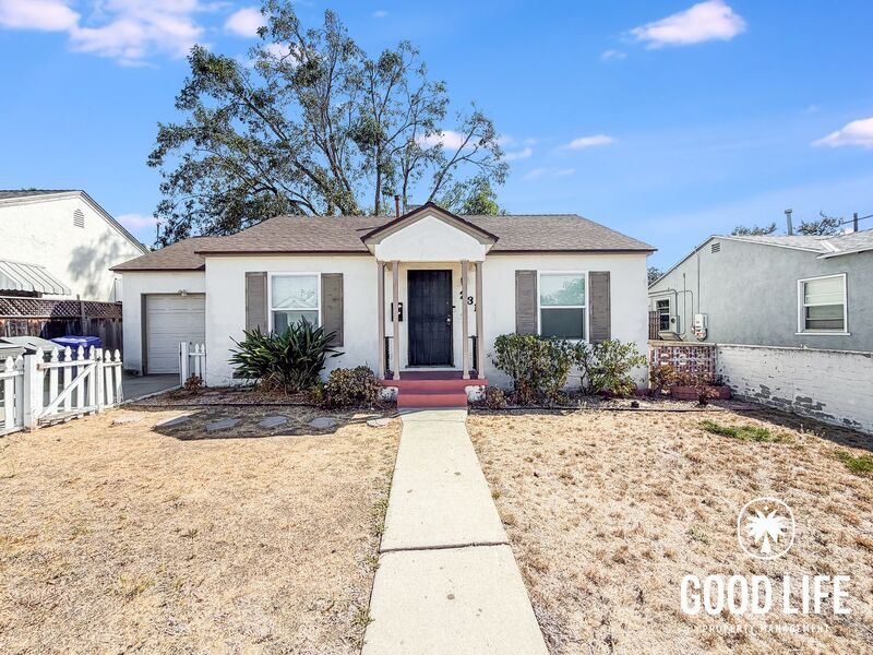 La Mesa House: 7231 Cornell Ave