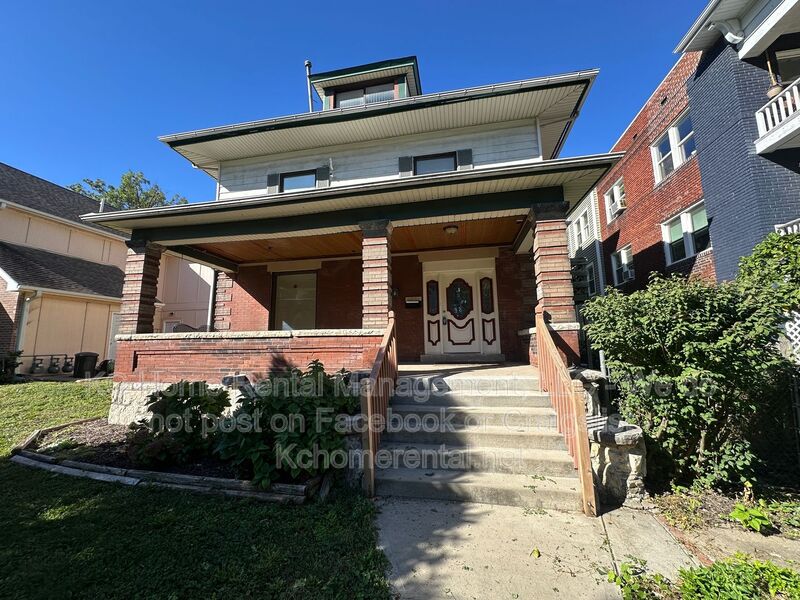 Kansas City House: 2826 Harrison Street