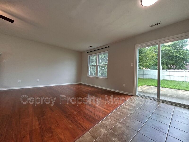 Spacious & Updated 4-Bedroom Gem in the Heart of Chesapeake! – ASK ABOUT OUR ZERO DEPOSIT! - Photo 6