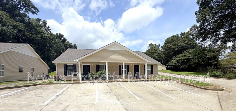 Bowdon Apartment: 191 Harvell Dr