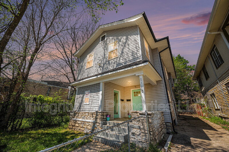 Kansas City Condo: 1116 E 45th St